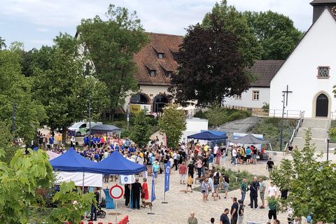 Reger Betrieb auf dem Marktplatzfest von Anfang an!